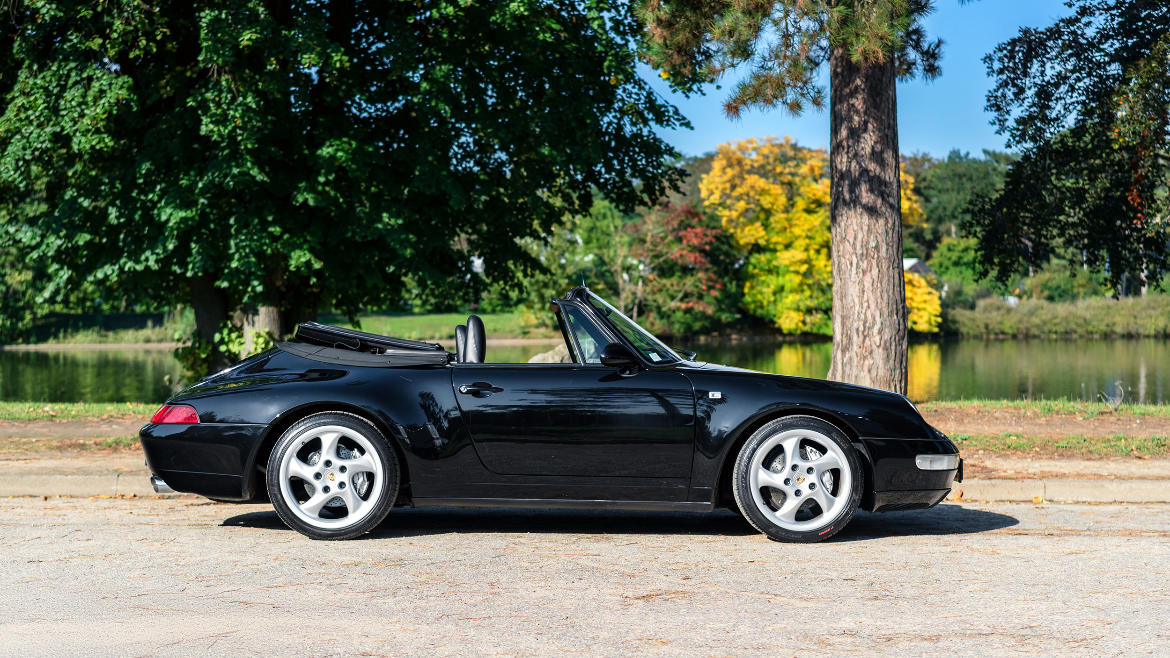 Porsche 911 TYPE 993 CABRIOLET